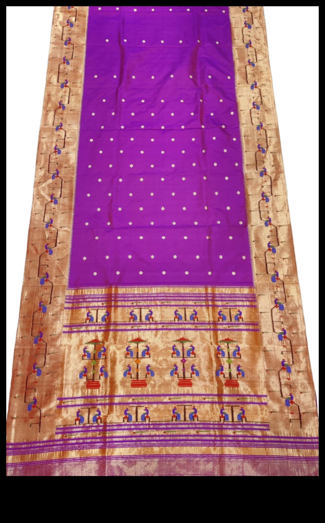 Emperor's Elegance: Regal Beauty Illuminated in Japanese Ink