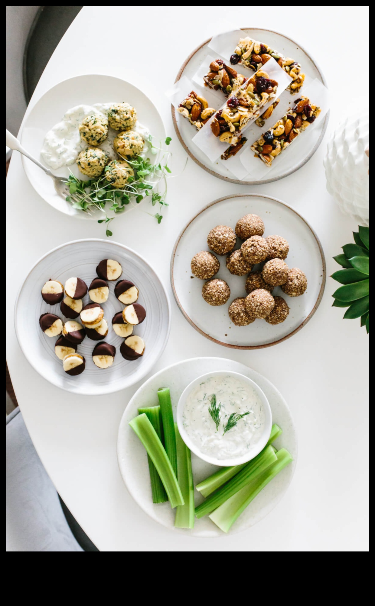 Nosh Now: Ακαταμάχητες συνταγές σνακ που θα ικανοποιήσουν