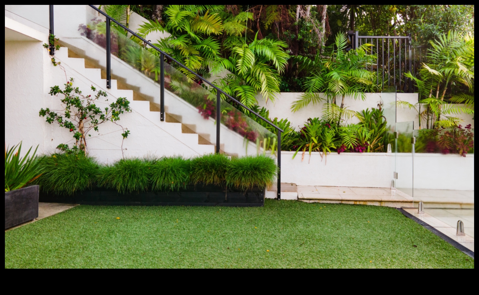 Η Blooms αποκάλυψε 7 συμβουλές για να δημιουργήσετε μια όαση στον κήπο σας 5 Blooms Unveiled: Βασικές συμβουλές για την όαση στον κήπο σας