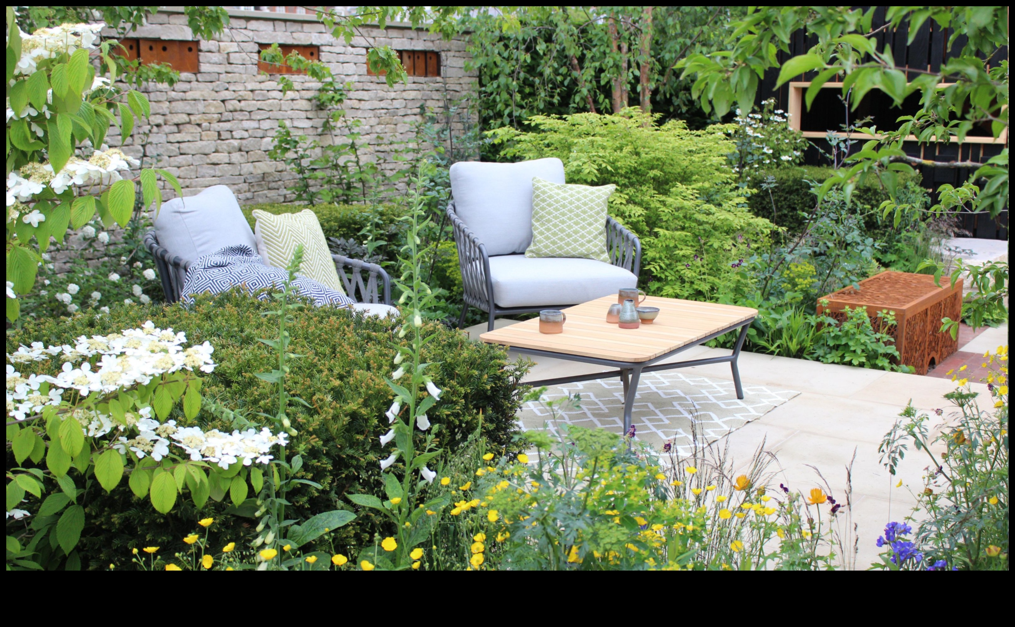 Bloom in Style: Elevate Garden Your Garden with Decor Essentials