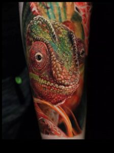 Ζυγαριά και γούνα: Αποκαλύπτοντας την τέχνη των τατουάζ ζώων